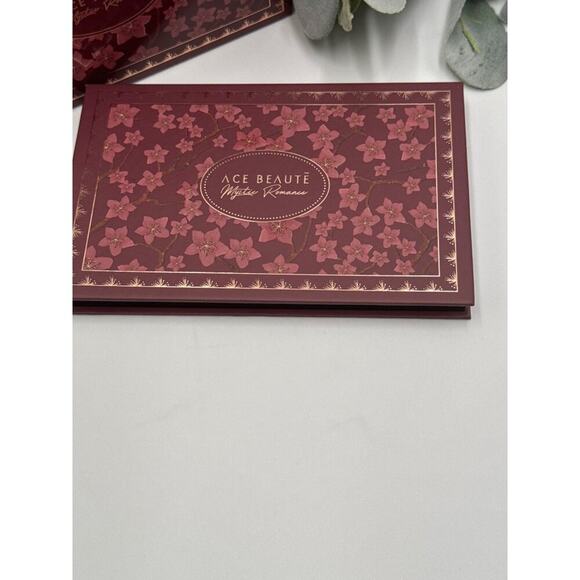 Ace Beauté Mystic Romance Eyeshadow Palette - Picture 3 of 7